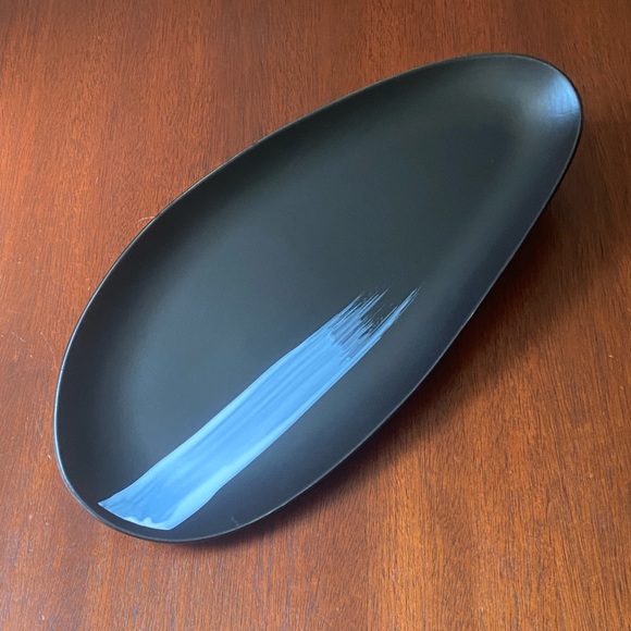 SALE! Set of Unique Serving Platters - Black & White - chic but unique - Picture 5 of 13